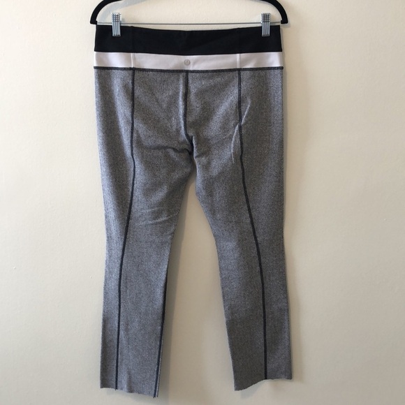 Lululemon - Picture 6 of 11